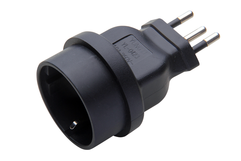 Europe to Brazil Adapter (YL-0423)
