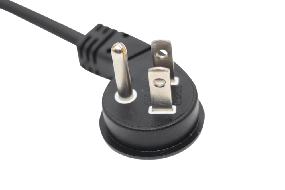 NEMA 5-15P (YP-12L-9)